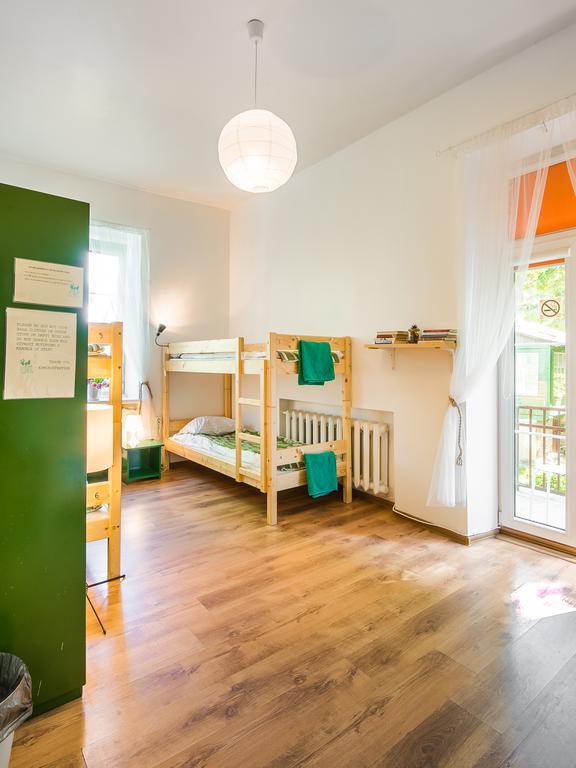 Downtown Forest Hostel & Camping Аеропорт Вільнюс Екстер'єр фото