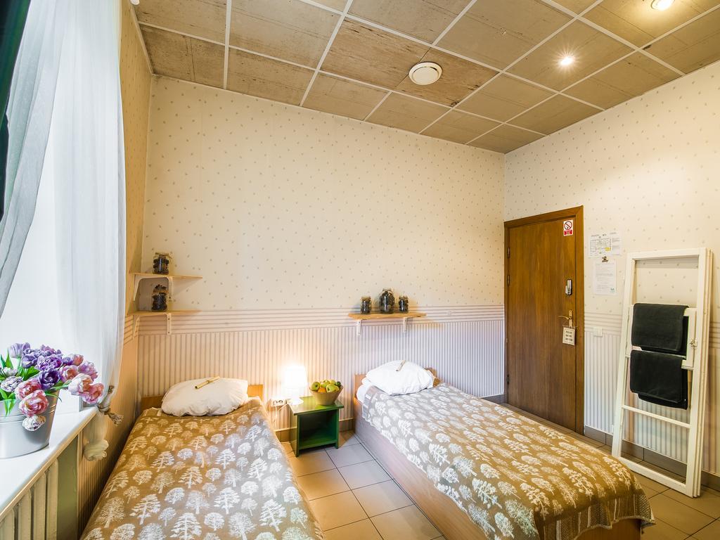 Downtown Forest Hostel & Camping Аеропорт Вільнюс Екстер'єр фото