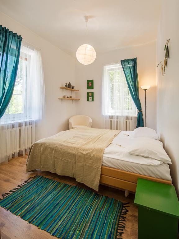 Downtown Forest Hostel & Camping Аеропорт Вільнюс Екстер'єр фото