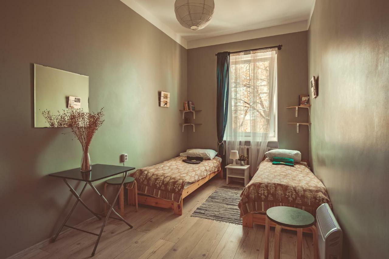 Downtown Forest Hostel & Camping Аеропорт Вільнюс Екстер'єр фото