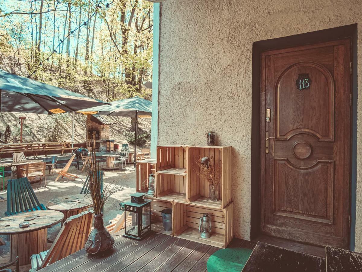 Downtown Forest Hostel & Camping Аеропорт Вільнюс Екстер'єр фото