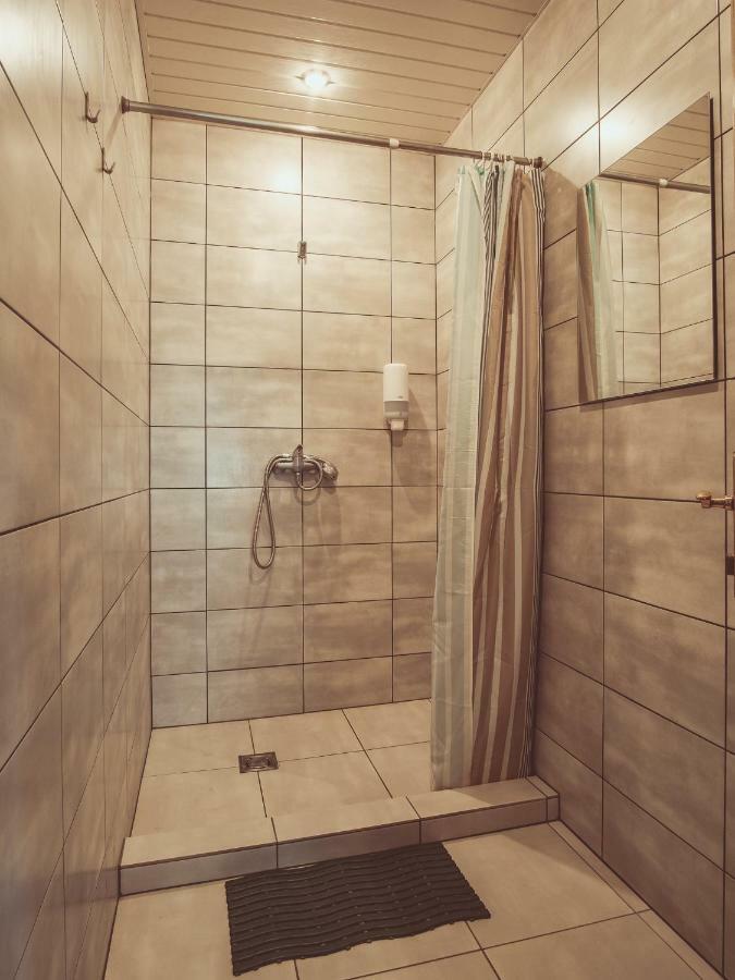Downtown Forest Hostel & Camping Аеропорт Вільнюс Екстер'єр фото