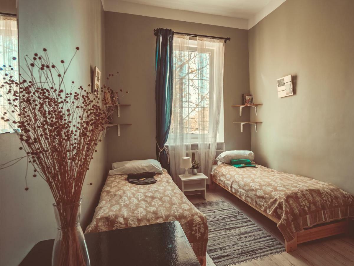 Downtown Forest Hostel & Camping Аеропорт Вільнюс Екстер'єр фото